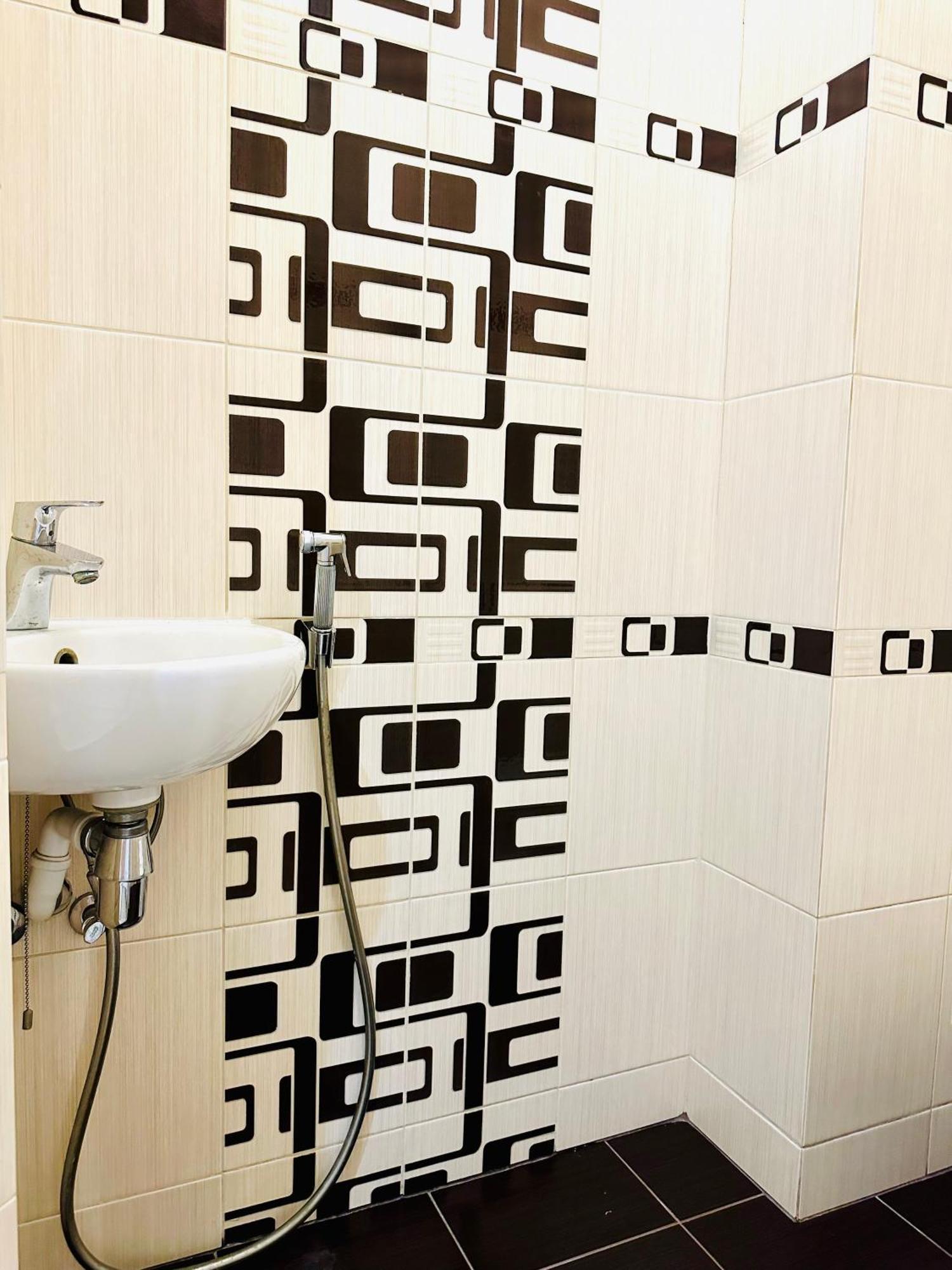 Apartments With A Coffee Machine In The City Center, Near A Park And Zlata Plaza Rivne Exteriör bild