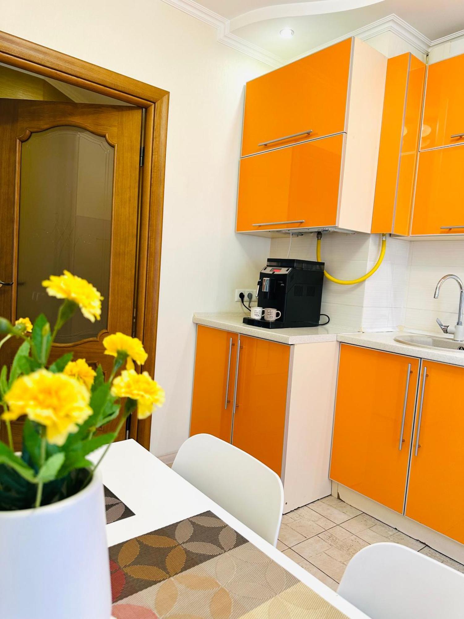 Apartments With A Coffee Machine In The City Center, Near A Park And Zlata Plaza Rivne Exteriör bild